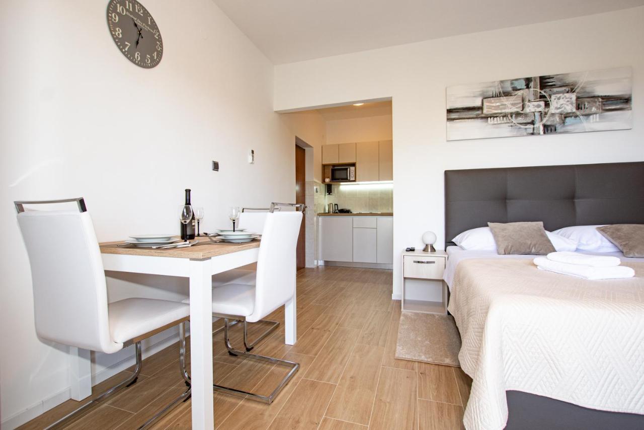 Apartmán White Diamond Vrsi Exteriér fotografie